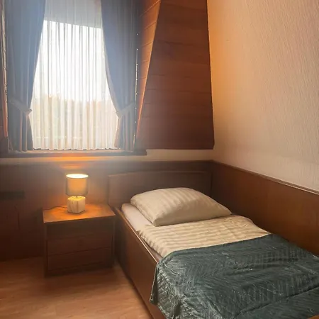 Restaurant Waldschloesschen 호텔 아른스베르크