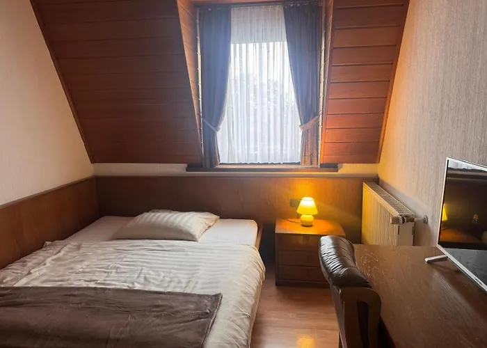 Restaurant Waldschloesschen 호텔 아른스베르크